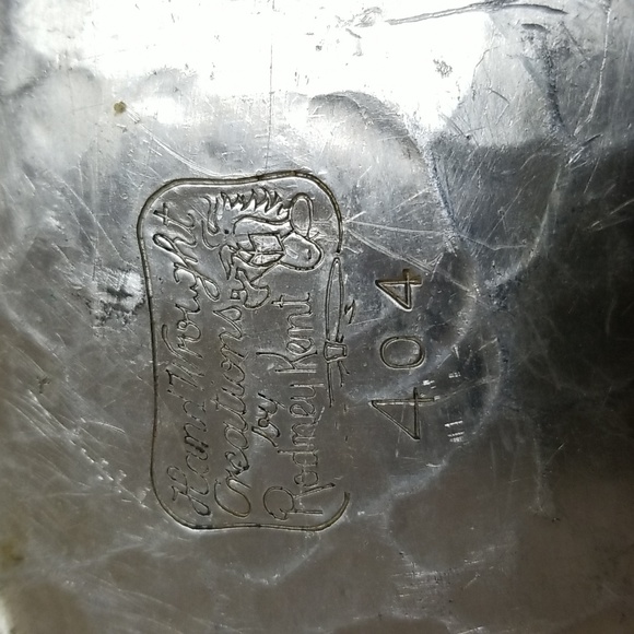 RODNEY KENT CREATION 404 HAND WROUGHT TULIP MOTIF ALUMINUM HANDLED TRAY - Picture 4 of 4